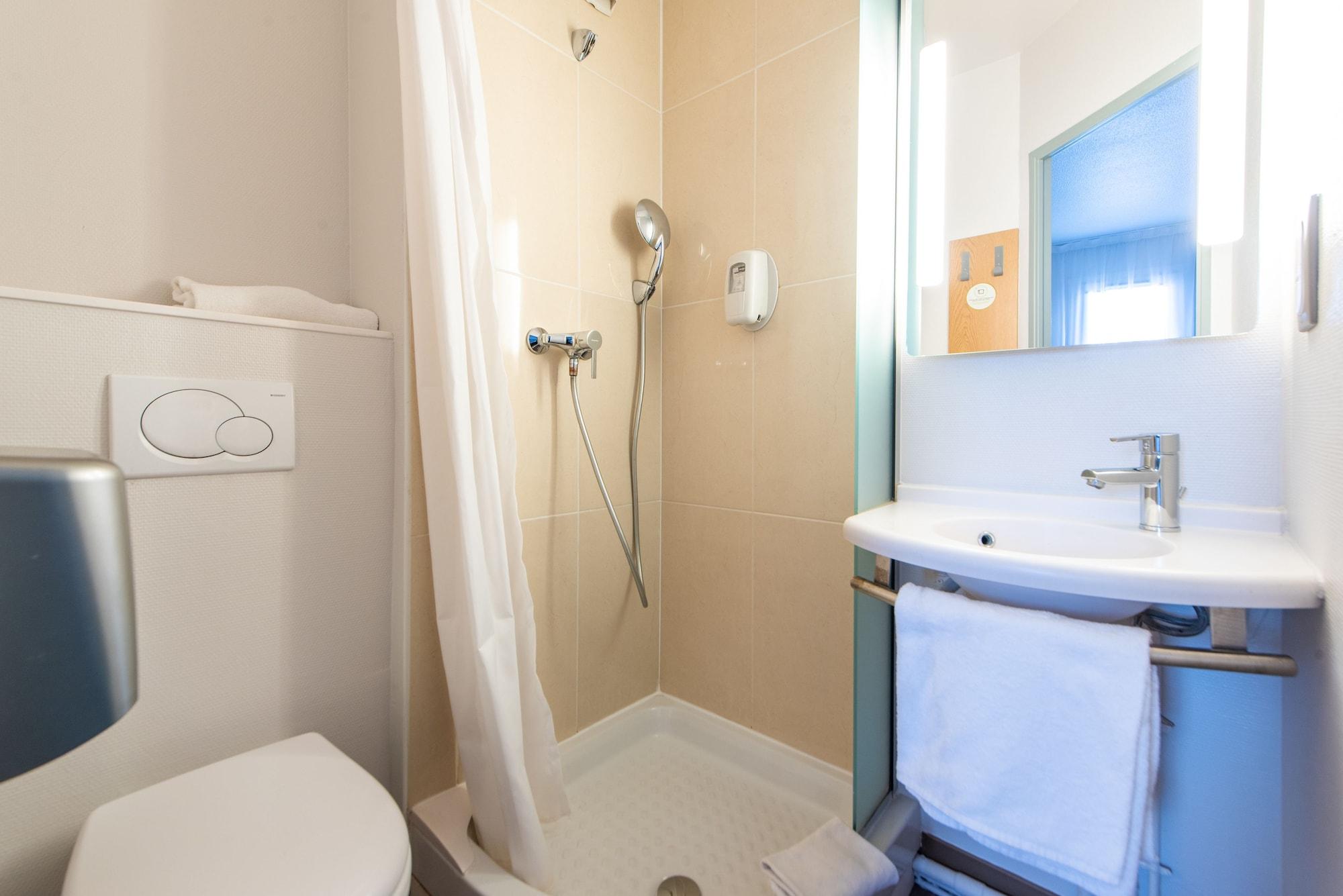 B&B Hotel Antibes Sophia Le Relais Biot Exterior photo